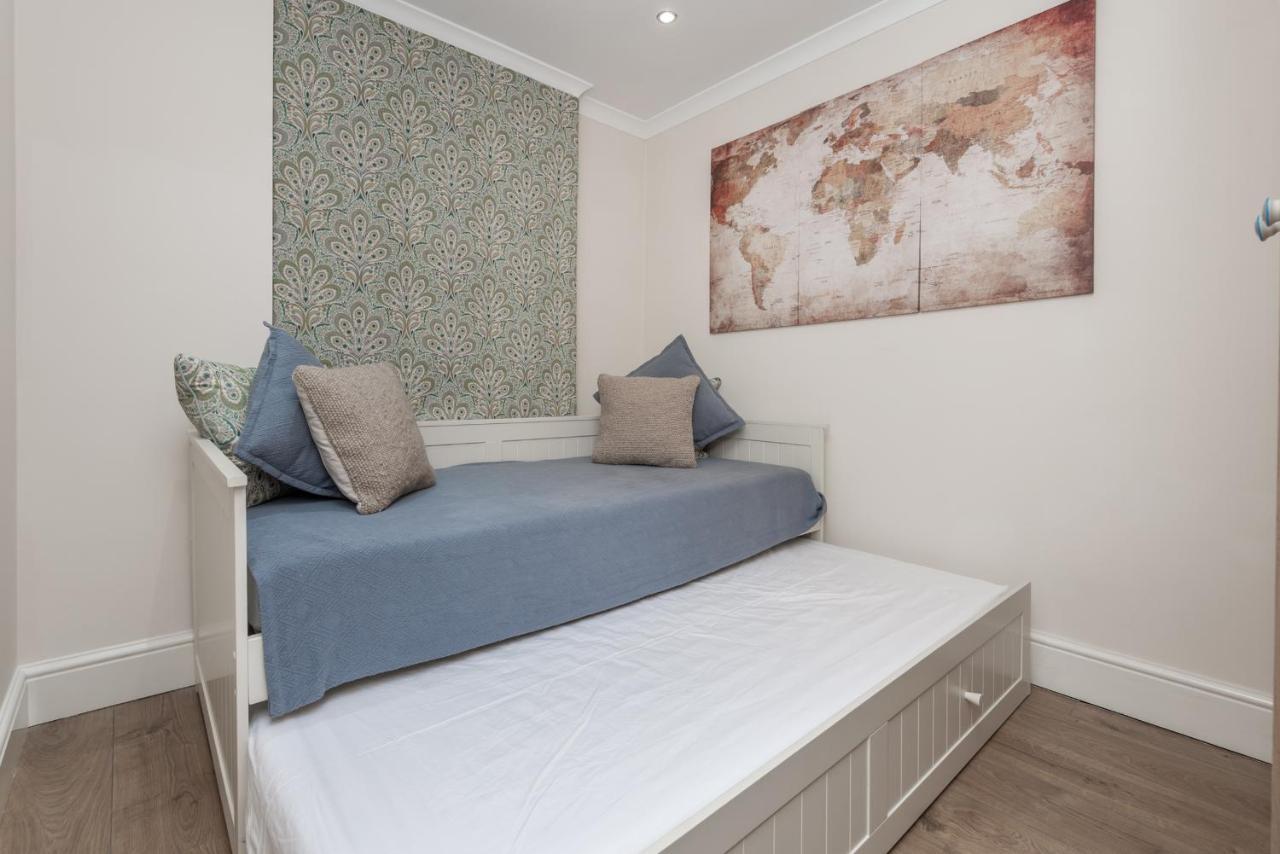The London House - Entire Villa Luaran gambar